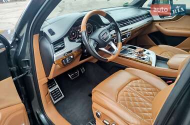 Внедорожник / Кроссовер Audi Q7 2017 в Ровно