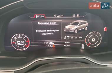 Внедорожник / Кроссовер Audi Q7 2017 в Ровно