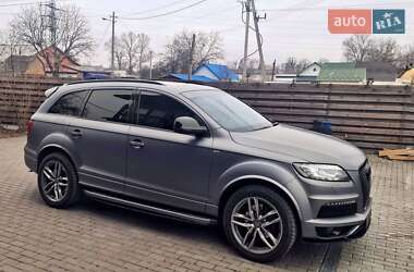 Внедорожник / Кроссовер Audi Q7 2011 в 