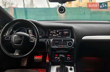 Внедорожник / Кроссовер Audi Q7 2011 в 