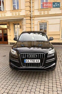 Позашляховик / Кросовер Audi Q7 2012 в Косові