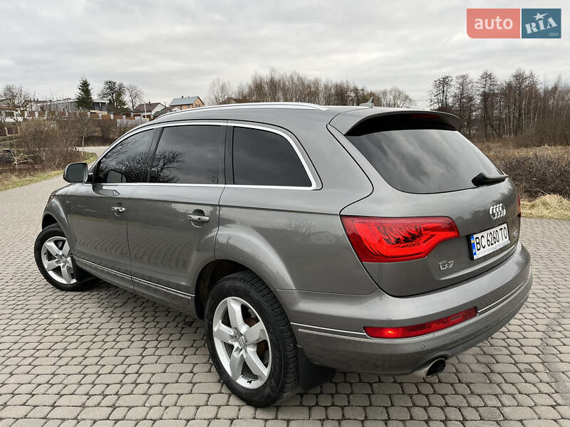 Позашляховик / Кросовер Audi Q7 2013 в Львові