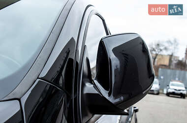 Позашляховик / Кросовер Audi Q7 2015 в 