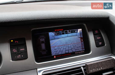 Позашляховик / Кросовер Audi Q7 2015 в 