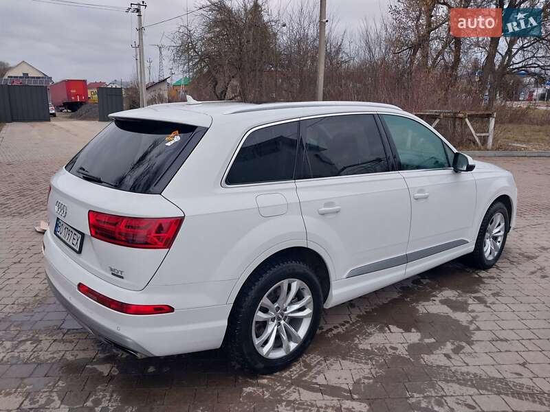 Внедорожник / Кроссовер Audi Q7 2018 в Бучаче