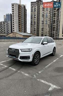 Позашляховик / Кросовер Audi Q7 2017 в Києві