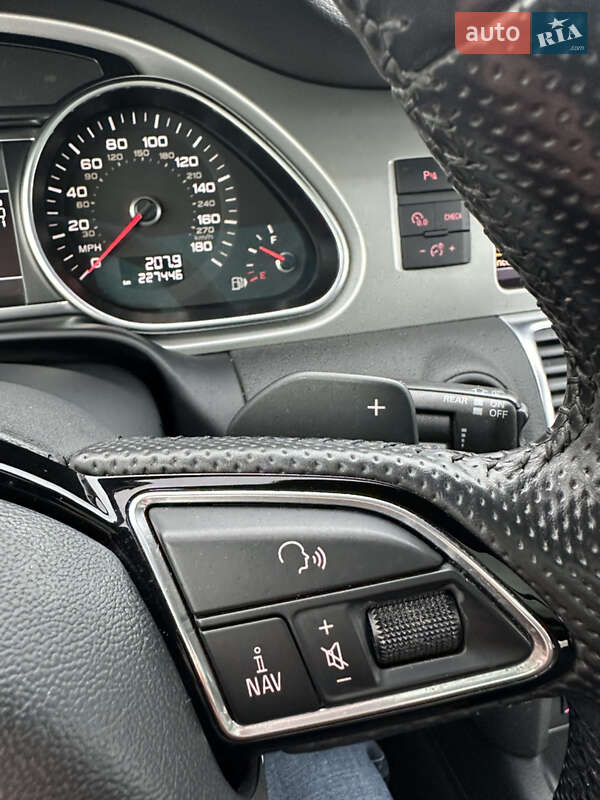 Внедорожник / Кроссовер Audi Q7 2014 в Черкассах