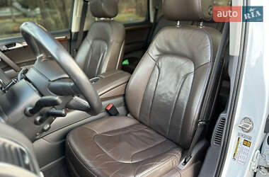 Внедорожник / Кроссовер Audi Q7 2013 в 