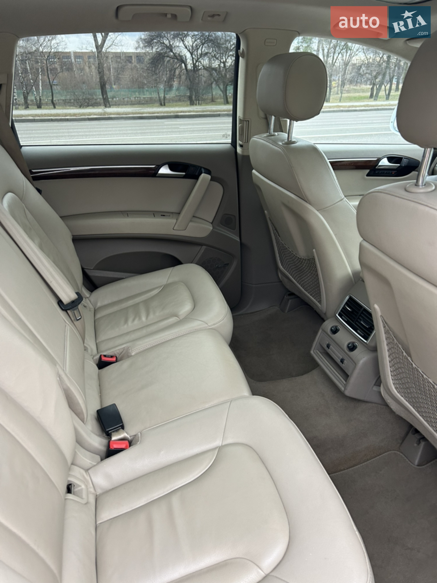 2010 Audi Q7 - мініатюра 12