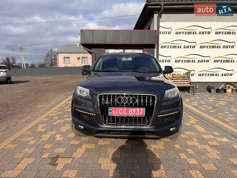 Внедорожник / Кроссовер Audi Q7 2014 в 
