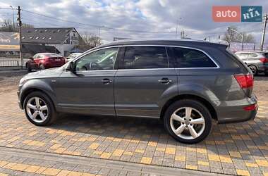 Внедорожник / Кроссовер Audi Q7 2014 в 