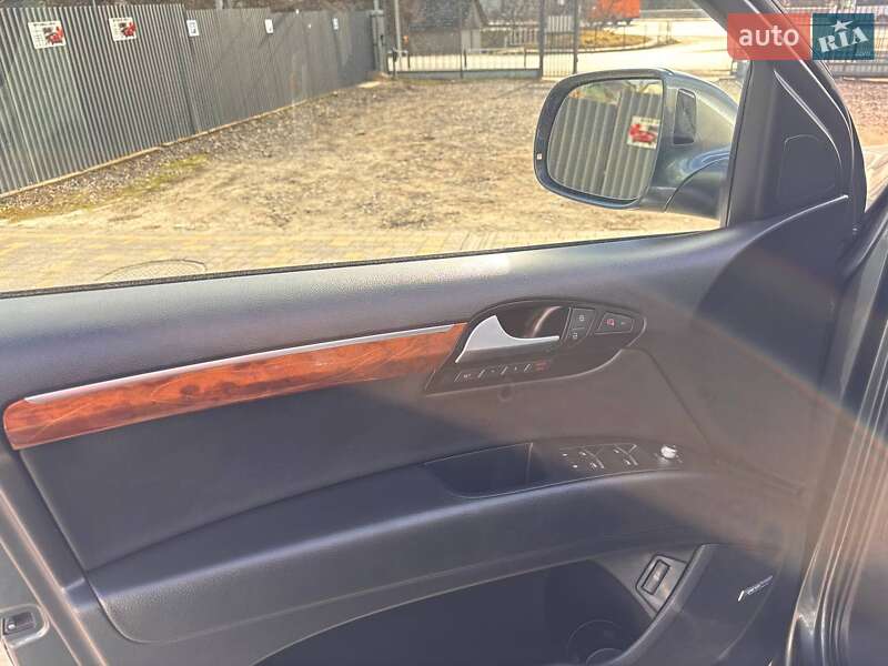 Внедорожник / Кроссовер Audi Q7 2014 в Львове