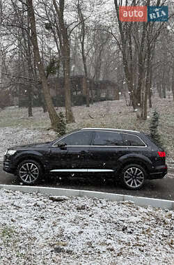 Позашляховик / Кросовер Audi Q7 2018 в Києві