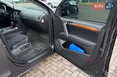 Внедорожник / Кроссовер Audi Q7 2007 в 