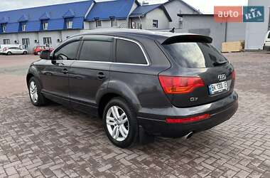 Внедорожник / Кроссовер Audi Q7 2007 в 
