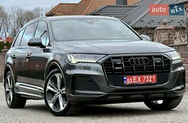 Позашляховик / Кросовер Audi Q7 2021 в Рівному