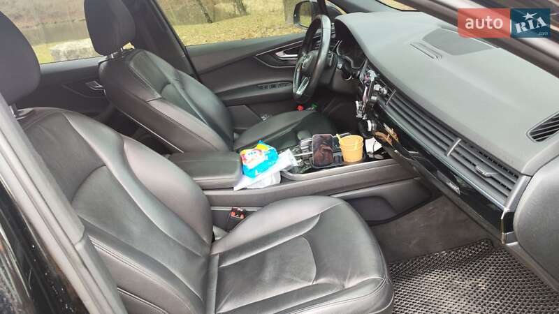 Внедорожник / Кроссовер Audi Q7 2016 в Каменец-Подольском