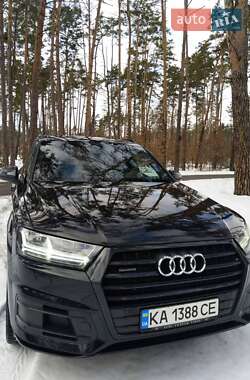 Позашляховик / Кросовер Audi Q7 2018 в Києві