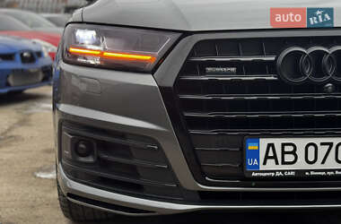 Позашляховик / Кросовер Audi Q7 2017 в Житомирі