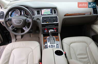 Позашляховик / Кросовер Audi Q7 2014 в Рівному