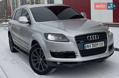 Внедорожник / Кроссовер Audi Q7 2006 в Днепре