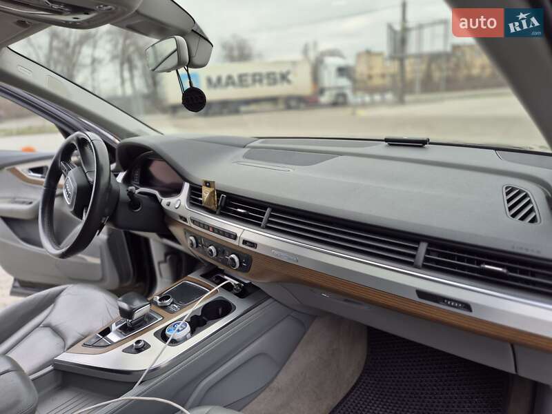 Внедорожник / Кроссовер Audi Q7 2015 в Одессе фото 20 Внедорожник / Кроссовер Audi Q7 2015 в Одессе