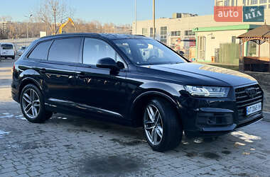 Позашляховик / Кросовер Audi Q7 2017 в Івано-Франківську