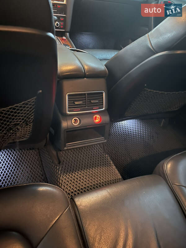 Позашляховик / Кросовер Audi Q7 2013 в Тернополі