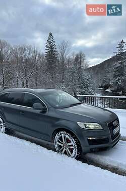 Позашляховик / Кросовер Audi Q7 2007 в Долині