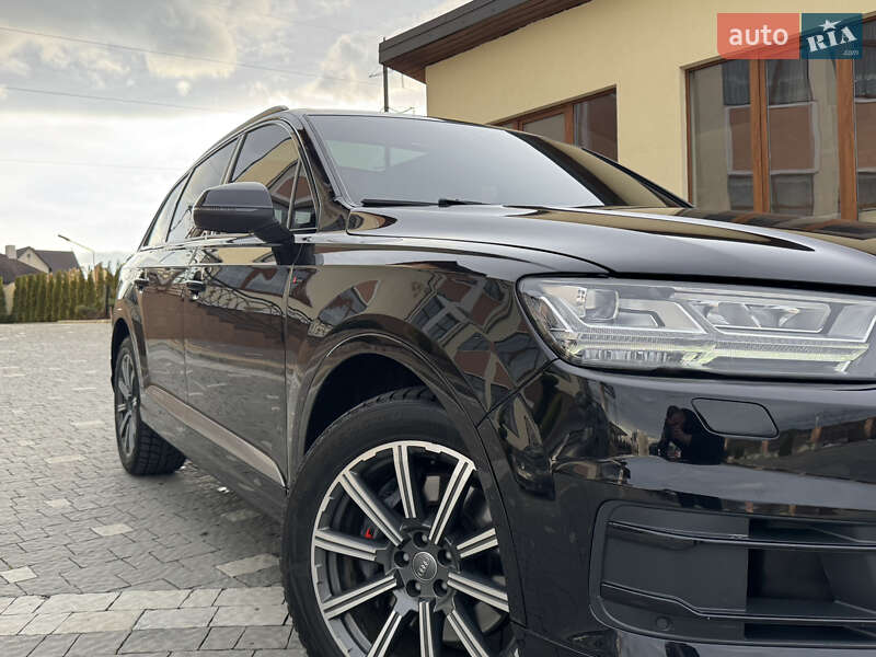 Внедорожник / Кроссовер Audi Q7 2016 в Львове