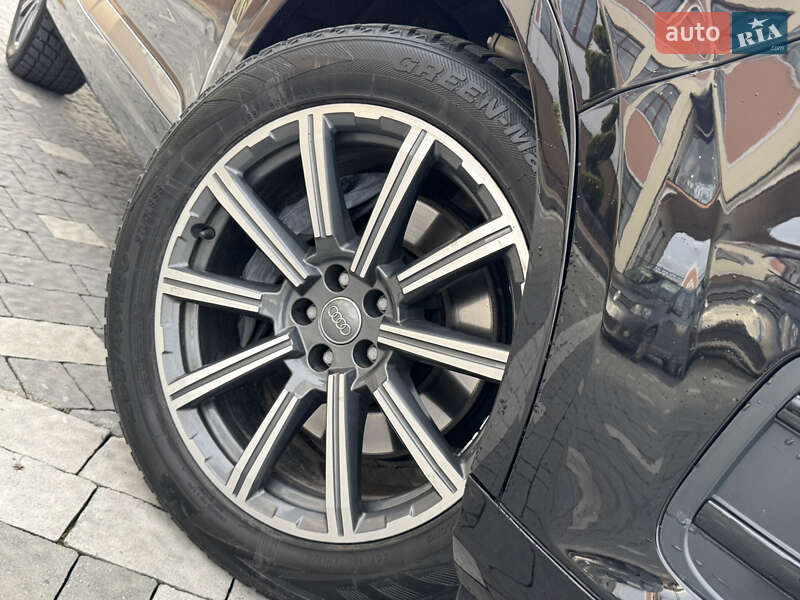 Внедорожник / Кроссовер Audi Q7 2016 в Львове