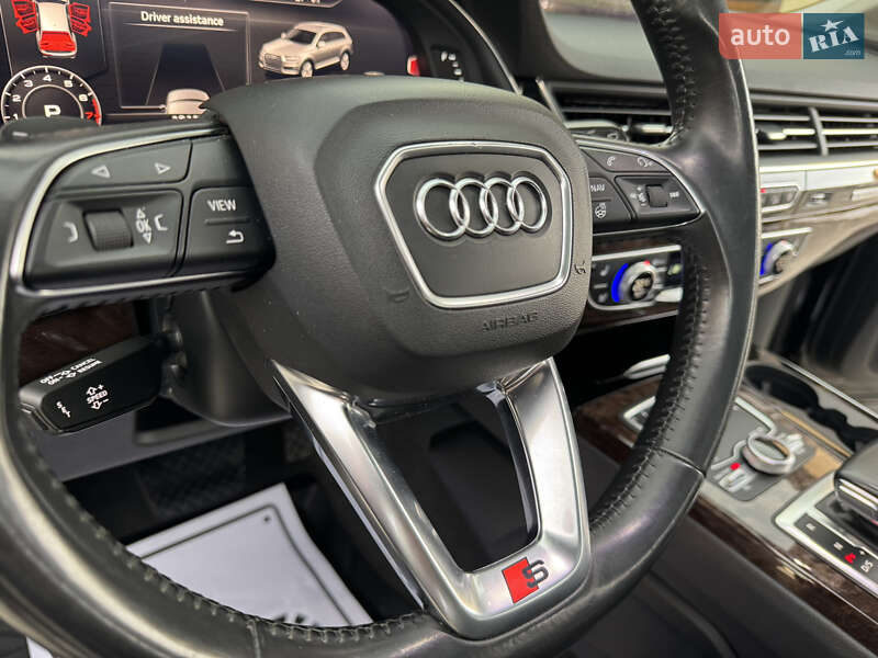 Внедорожник / Кроссовер Audi Q7 2016 в Львове