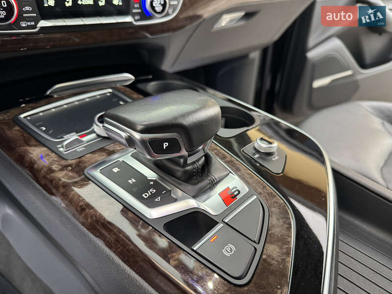 Внедорожник / Кроссовер Audi Q7 2016 в Львове