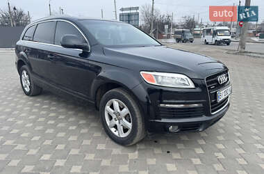 Позашляховик / Кросовер Audi Q7 2007 в Полтаві