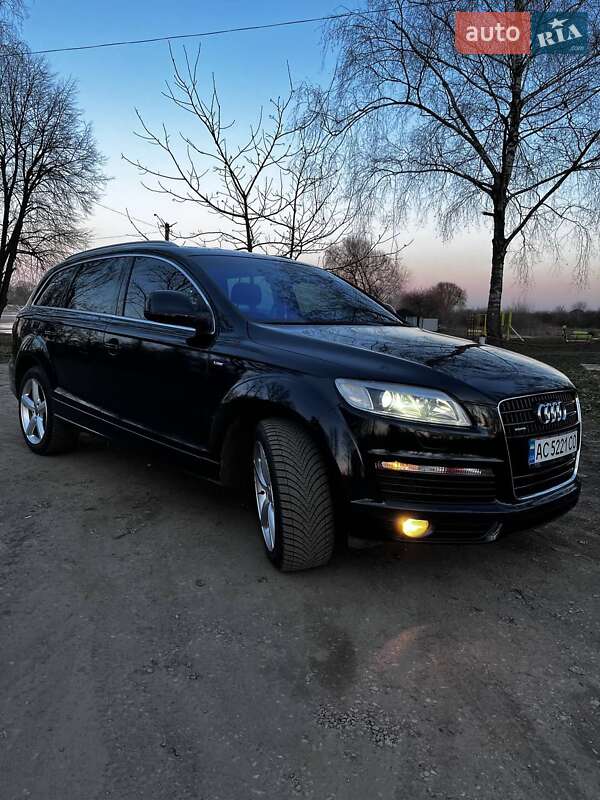 Внедорожник / Кроссовер Audi Q7 2008 в Луцке