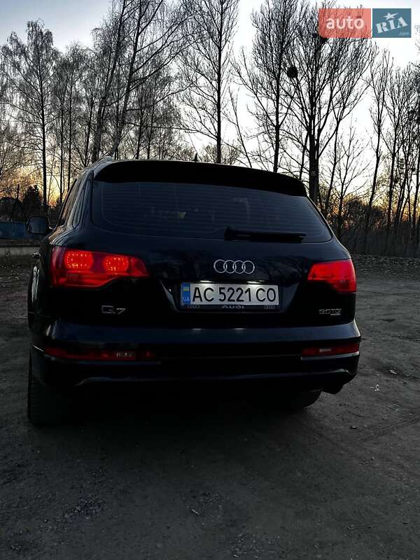 Внедорожник / Кроссовер Audi Q7 2008 в Луцке