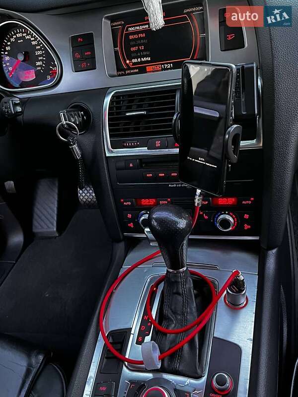 Внедорожник / Кроссовер Audi Q7 2008 в Луцке