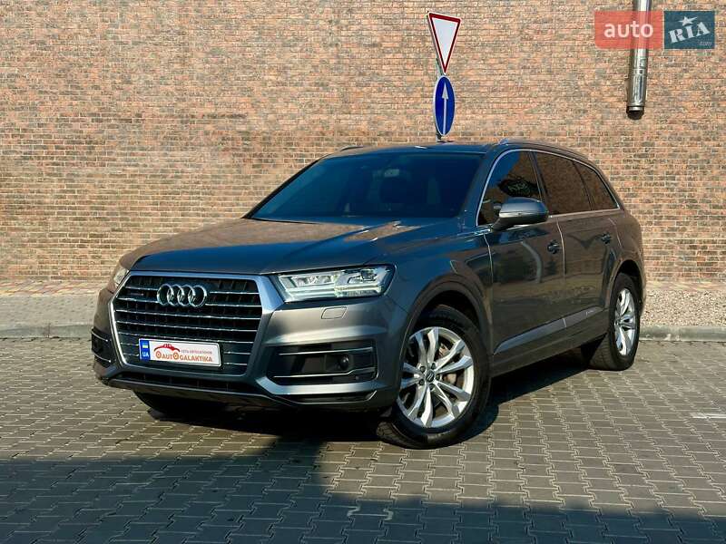 Позашляховик / Кросовер Audi Q7 2015 в Одесі