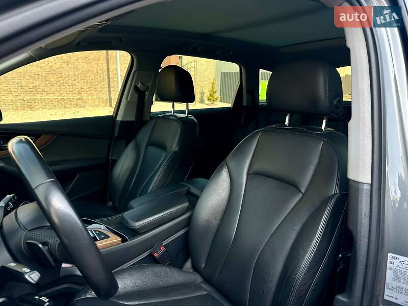 Позашляховик / Кросовер Audi Q7 2015 в Одесі
