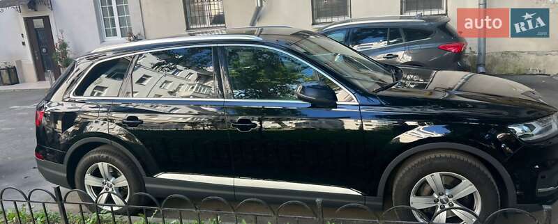Внедорожник / Кроссовер Audi Q7 2017 в Львове