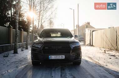 Внедорожник / Кроссовер Audi Q7 2018 в 