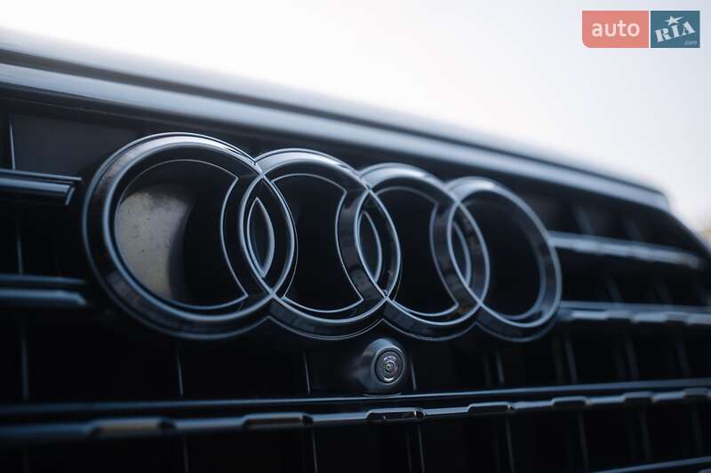 Позашляховик / Кросовер Audi Q7 2018 в Полтаві