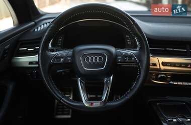 Внедорожник / Кроссовер Audi Q7 2018 в Полтаве