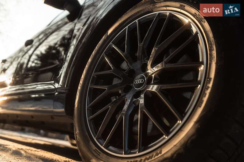Позашляховик / Кросовер Audi Q7 2018 в Полтаві