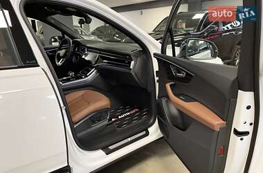 Внедорожник / Кроссовер Audi Q7 2024 в 