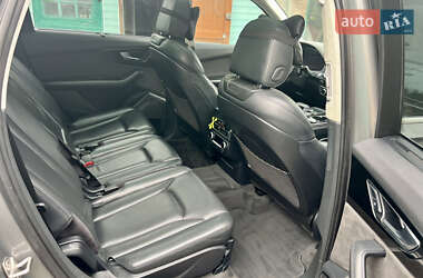 Внедорожник / Кроссовер Audi Q7 2015 в Сумах