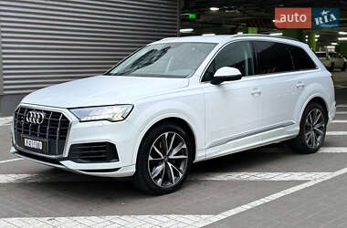 Внедорожник / Кроссовер Audi Q7 2020 в Киеве