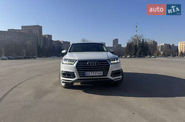 Внедорожник / Кроссовер Audi Q7 2018 в Харькове