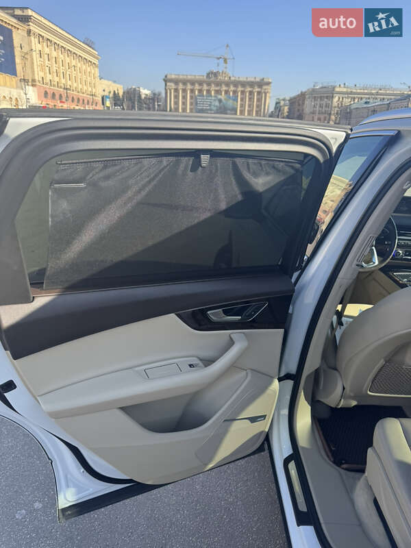 Позашляховик / Кросовер Audi Q7 2018 в Харкові