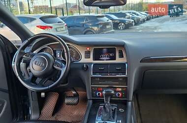 Внедорожник / Кроссовер Audi Q7 2011 в 